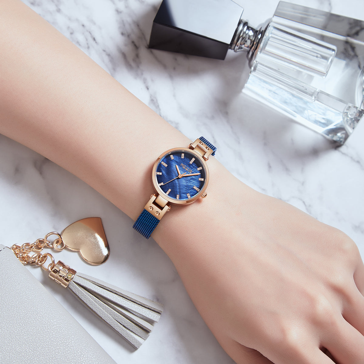 MEGIR Watches for Women Top Brand Fashion Ladies Wristwatch Waterproof Female Quartz Luxury Watch Montre Femme 7025